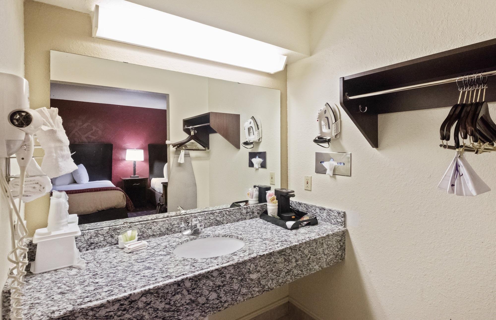Red Roof Inn Oklahoma Airport I 40 W Fairgrounds Екстер'єр фото