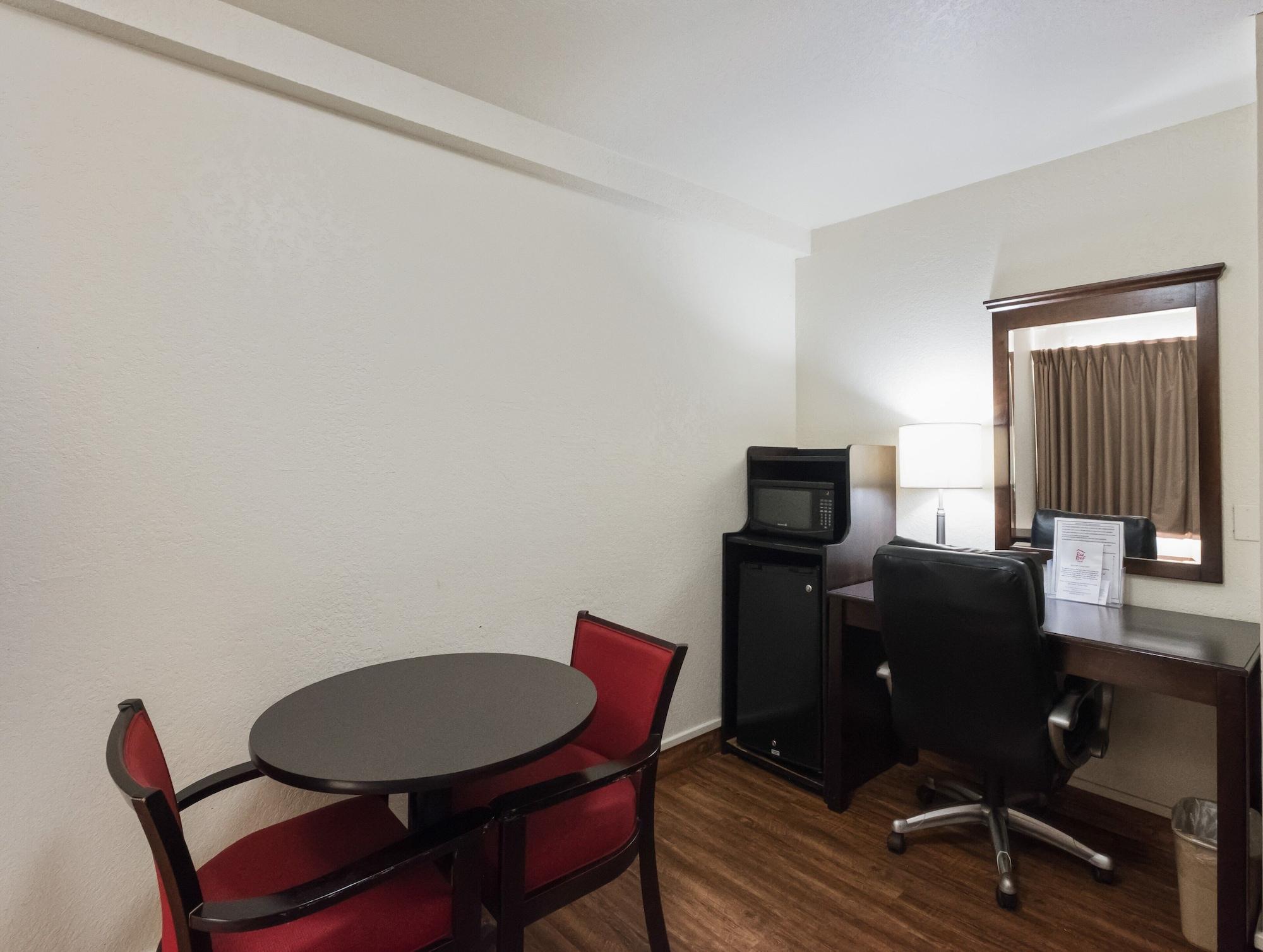 Red Roof Inn Oklahoma Airport I 40 W Fairgrounds Екстер'єр фото